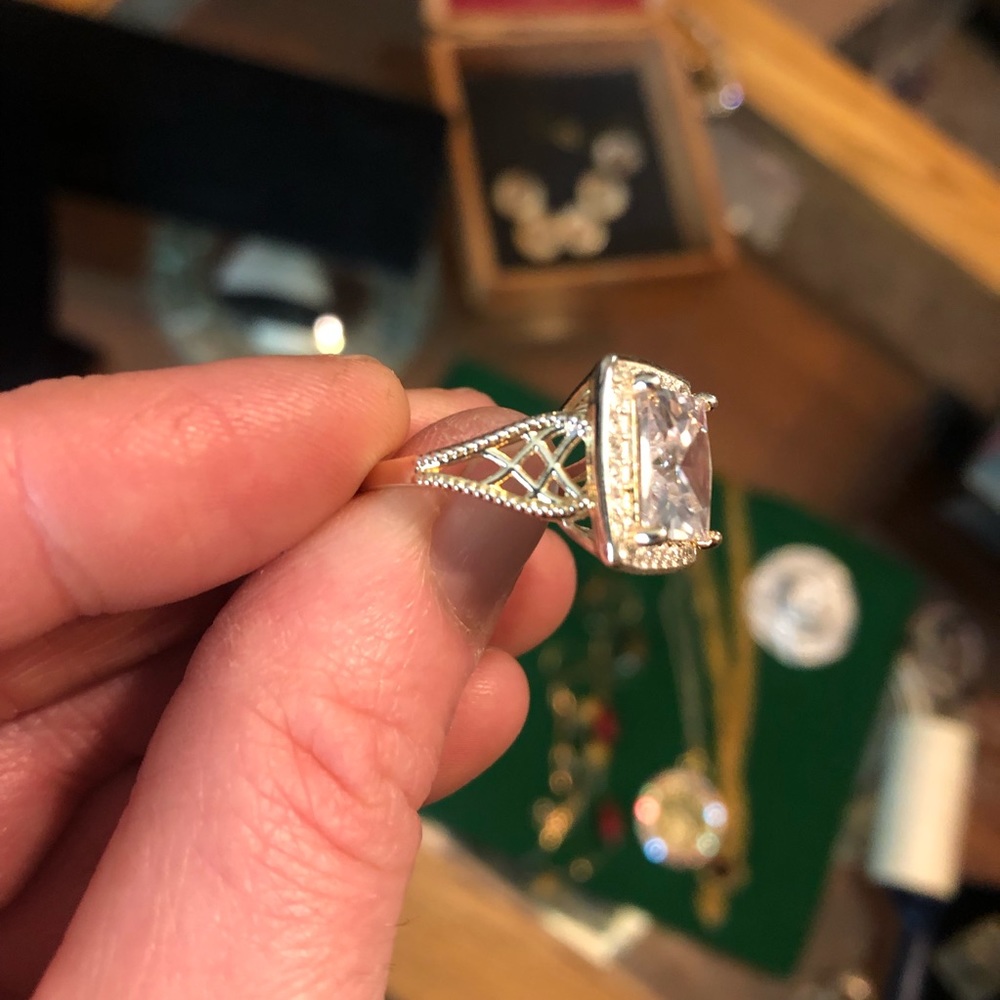 Costume ring - Picture 6 of 7
